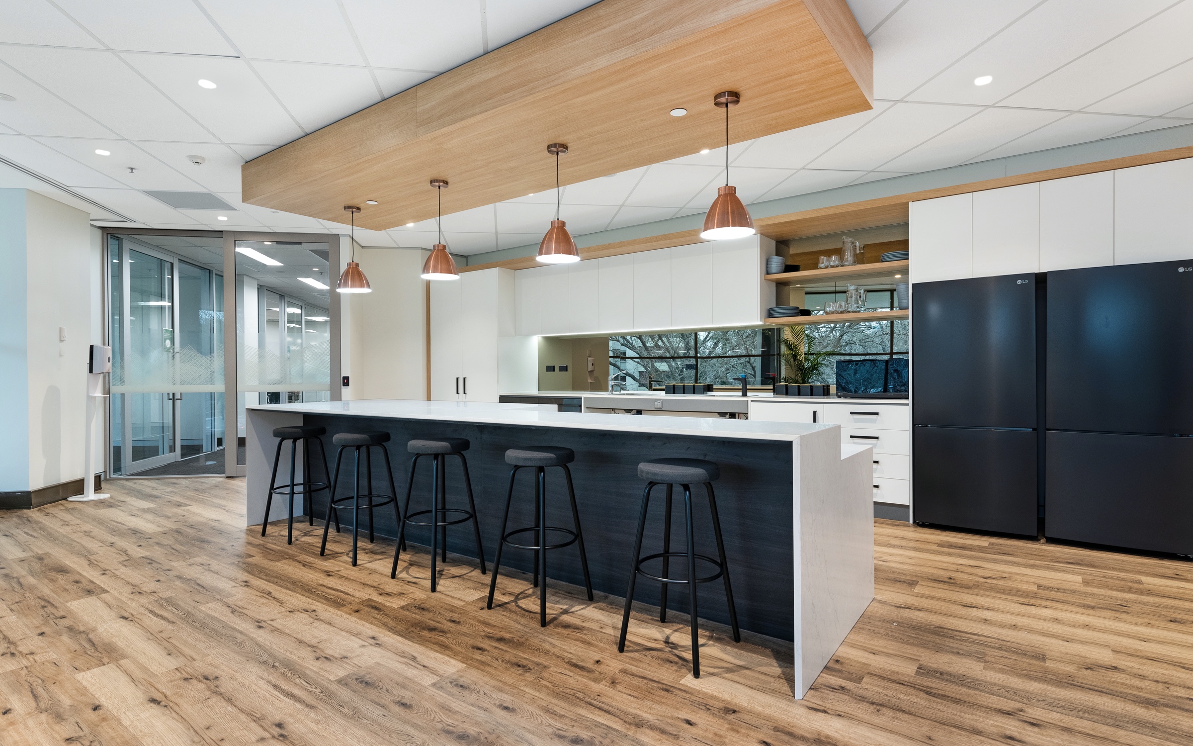 15 National Circuit - Kitchen Communal Space