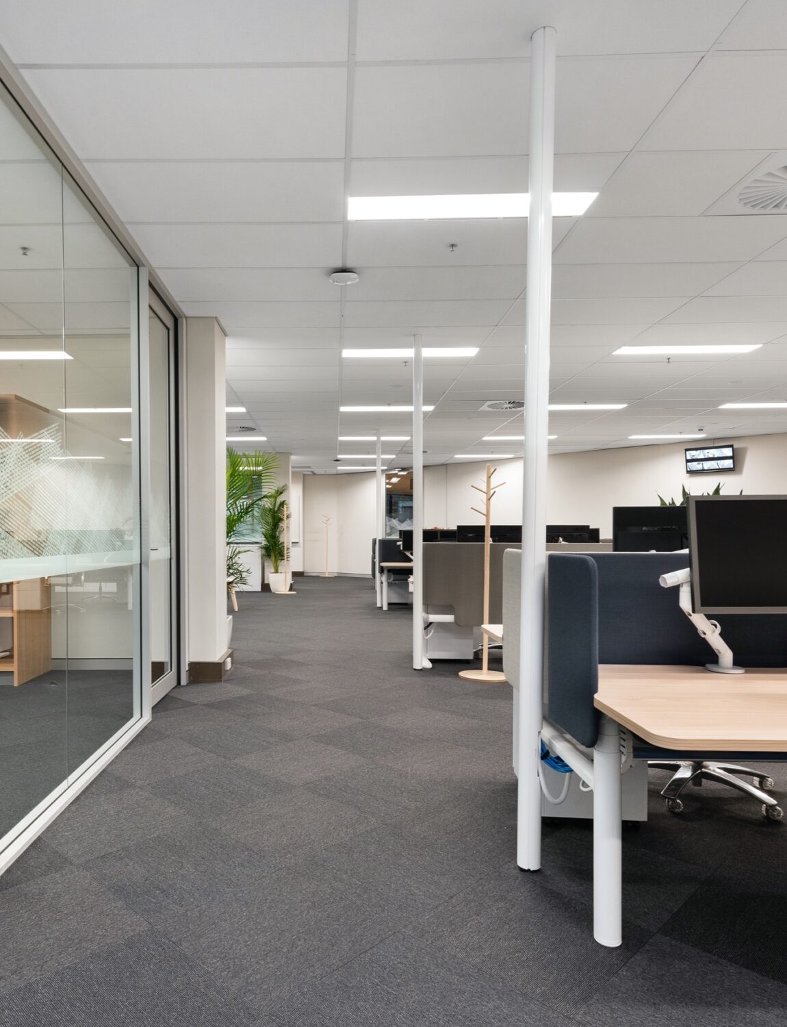 15 National Circuit - Work Space